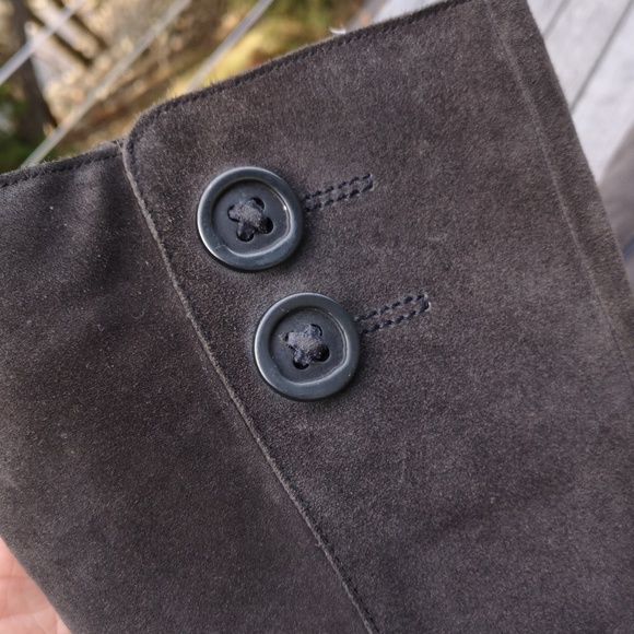 La Canadienne tall suede boots - Picture 9 of 16